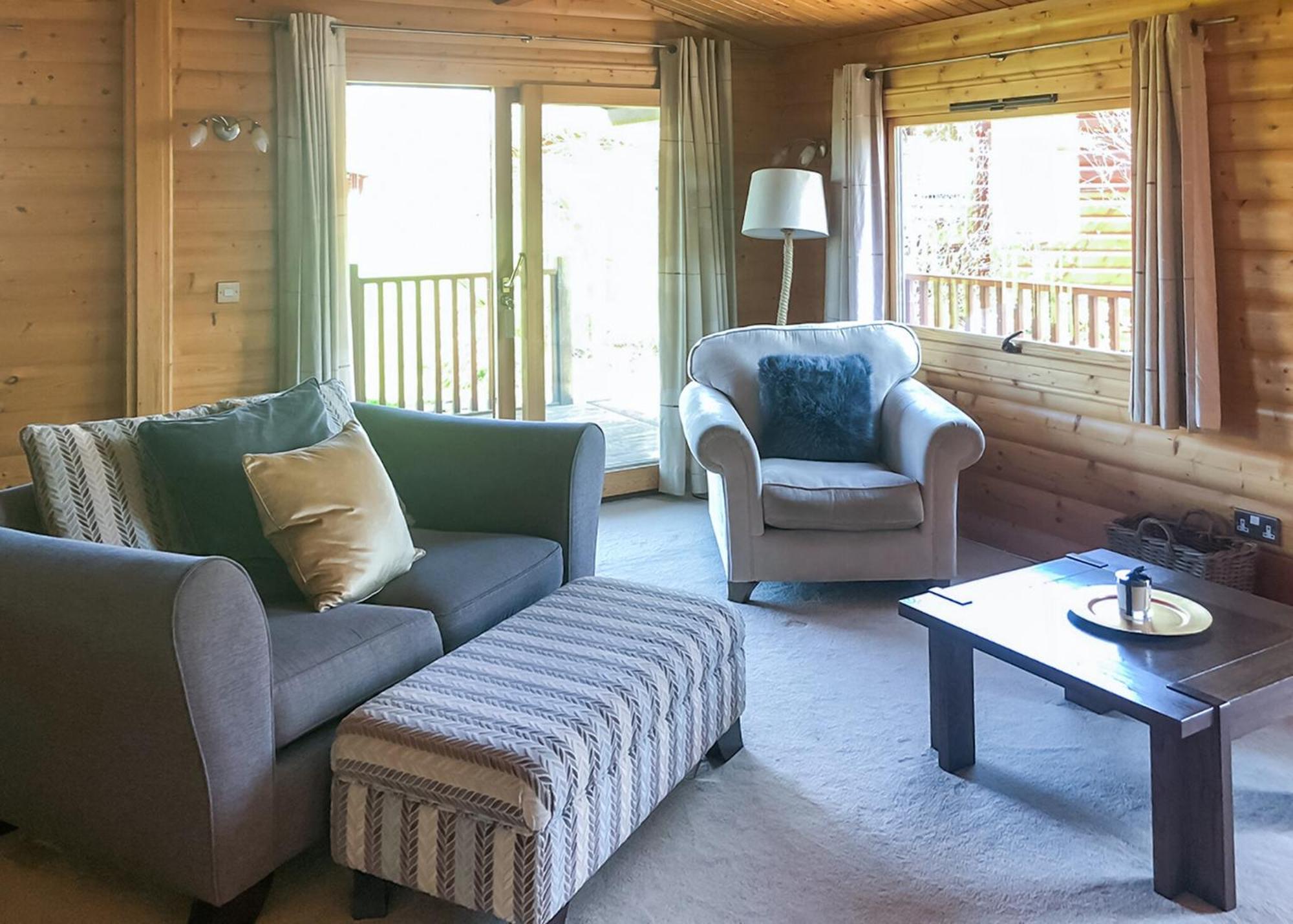 Fingle Glen Lodges Whitestone Room photo